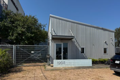1203 N Durham, Houston 77008